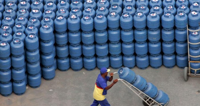 Gás de cozinha volta a subir e já acumula alta de 3,5% em outubro