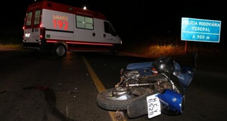 Acidente deixa dois jovens feridos graves na BR-282 em Maravilha