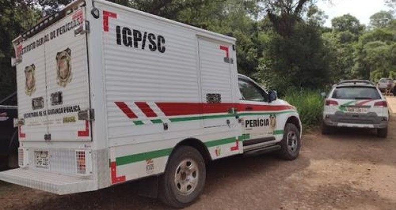 Adolescente de 15 anos morto no Oeste portava revólver na cinta