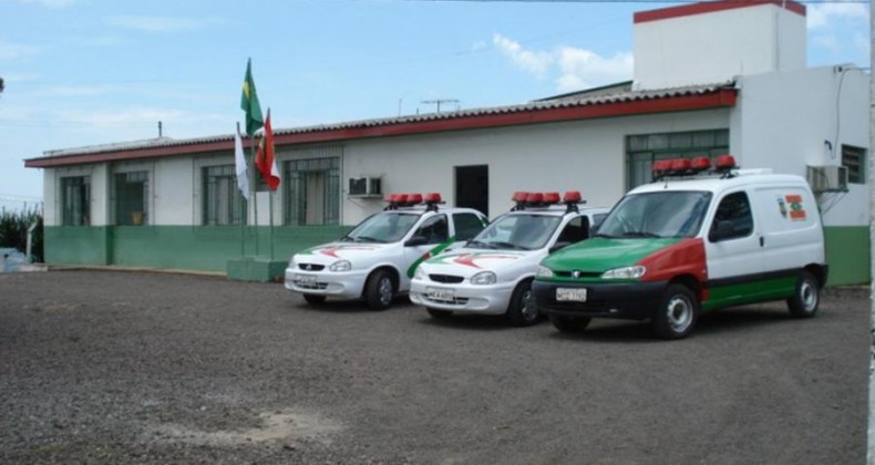Foragido procura polícia e pede para ser preso após passar fome em SC