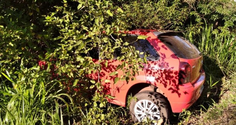 Saída de pista é registrada na SC 160 nesta manhã em Saudades