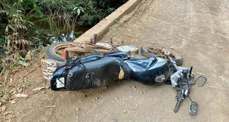 Homem morre ao bater em cabeceira de ponte e cair em rio no Oeste