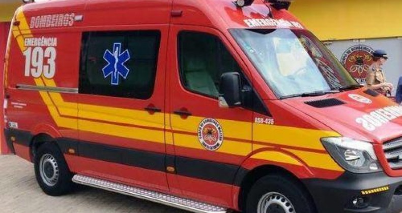 Homem é socorrido inconsciente após ataque de abelhas em Chapecó