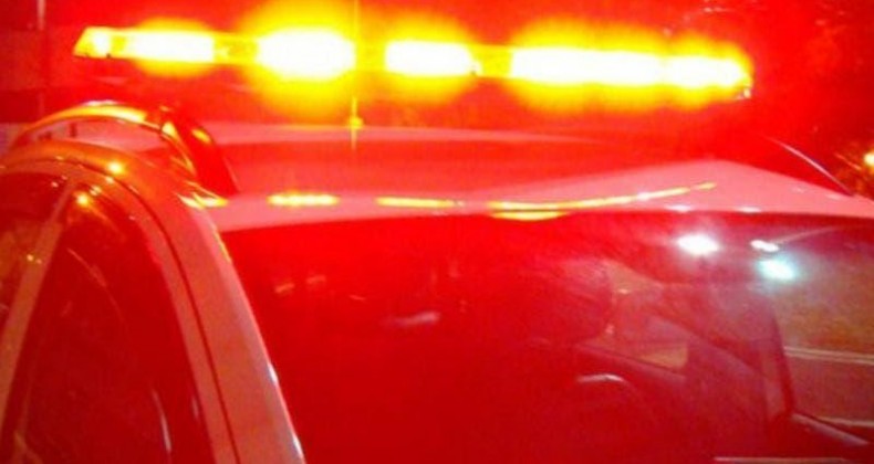 Homem é preso depois de tentar matar o padrasto com golpes de facão