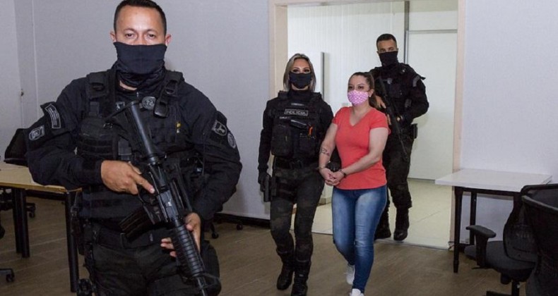 JÚRI DE MÃE ACUSADA DE MATAR O FILHO É CANCELADO APÓS 11 MINUTOS NO RS