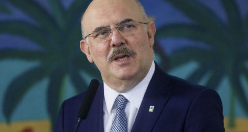 Ministro da Educação pede exoneração da pasta