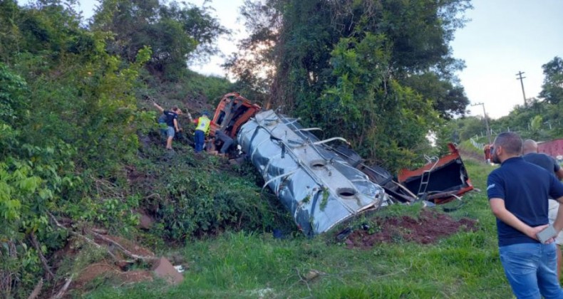 Oeste de Santa Catarina: Grave acidente é registrado na BR-282
