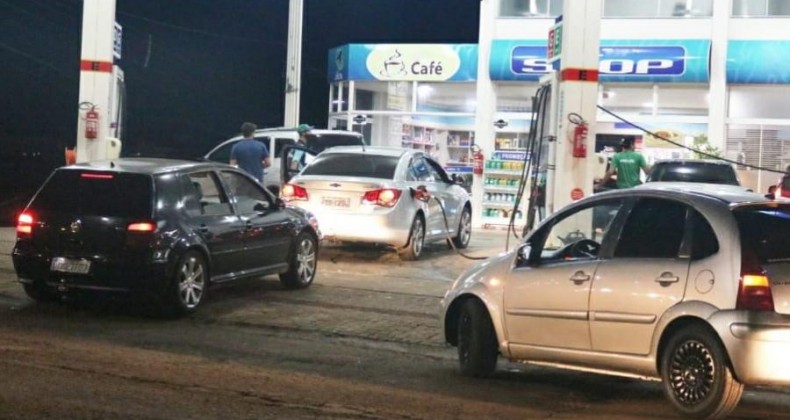 SAIBA SE É PERMITIDO TRAZER COMBUSTÍVEL MAIS BARATO DE OUTRO PAÍS