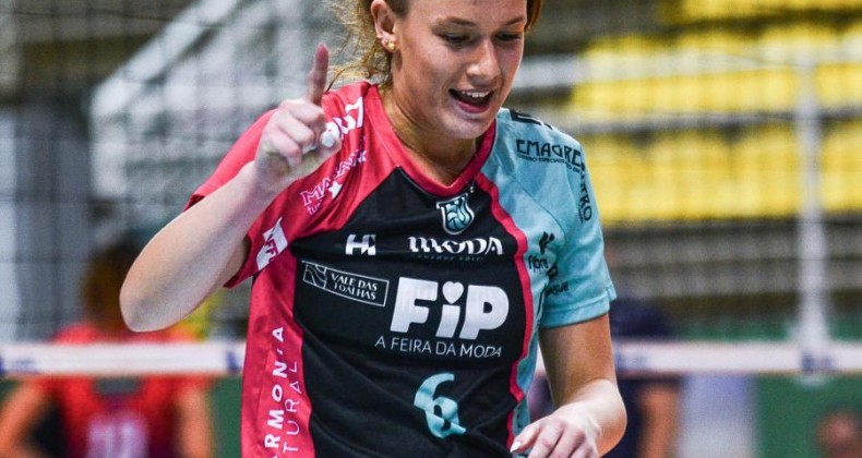ATLETA SAUDADENSE É DESTAQUE NA SUPER LIGA B DE VÔLEI FEMININO