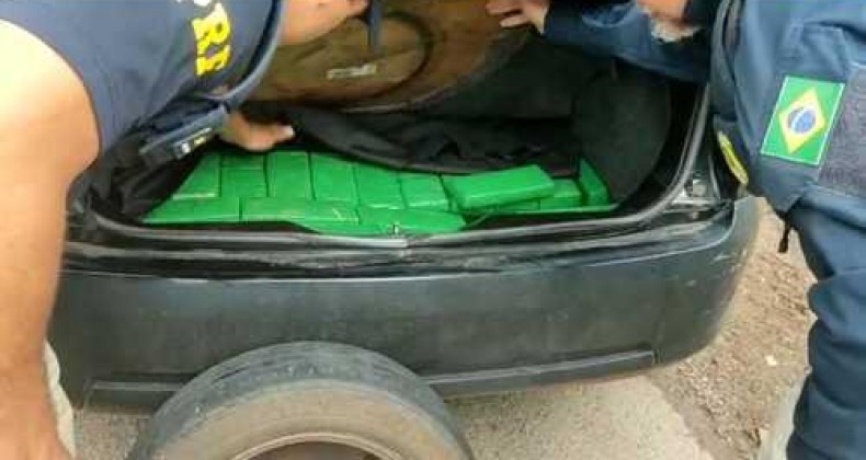 Carregamento com 150 kg de maconha é interceptado pela PRF no Oeste