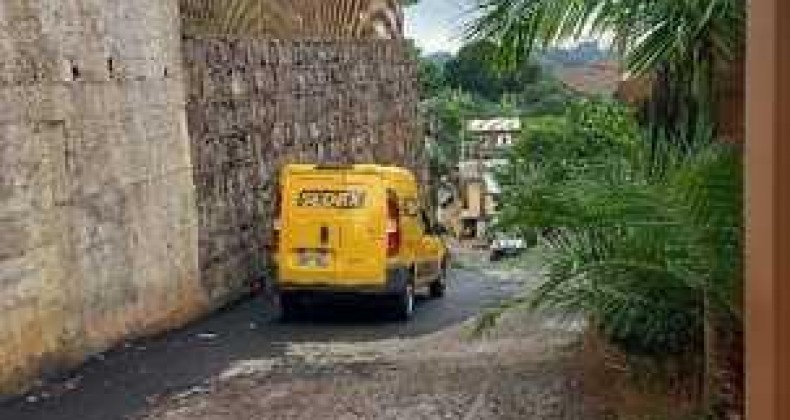 Carro dos Correios é furtado em Chapecó