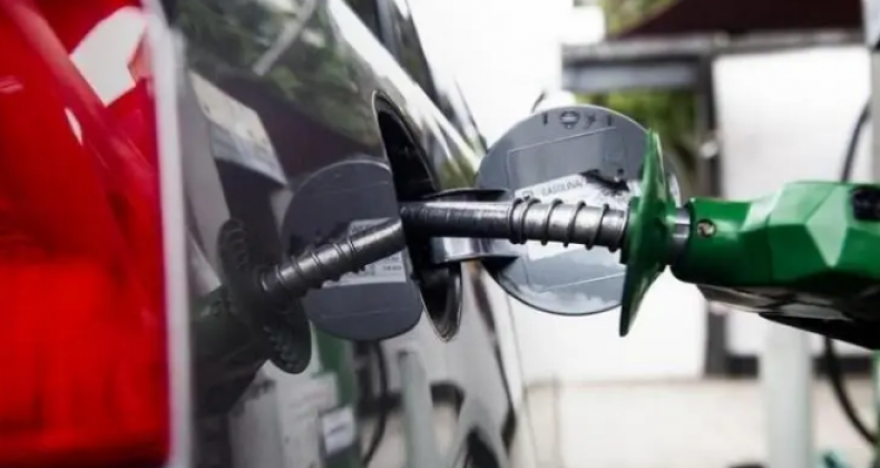 Autorização inédita em SC vai permitir posto de gasolina sem frentistas