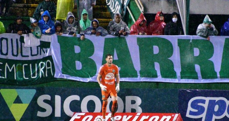 Confira os valores dos ingressos do jogo entre Chapecoense e Sport