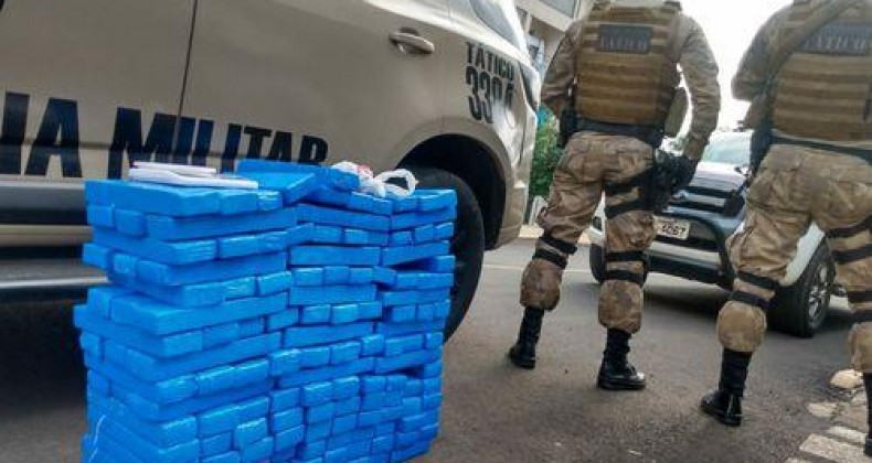 Mais de 100 kg de maconha são apreendidos em residência em Chapecó