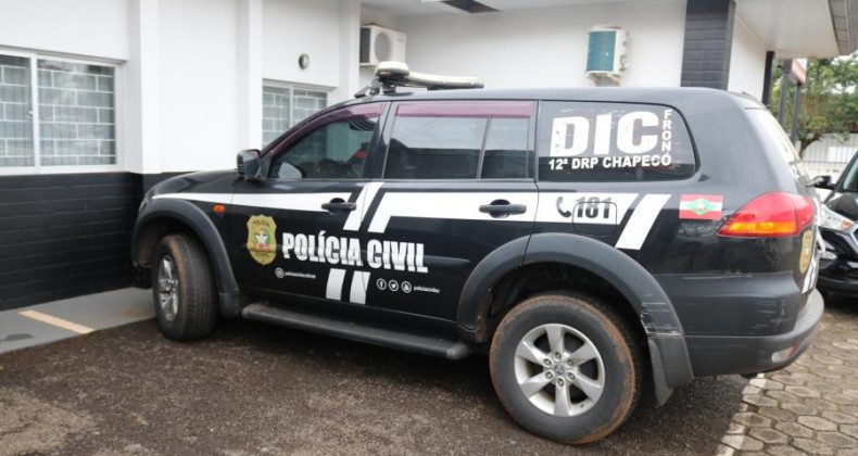 POLÍCIA DE PINHALZINHO RESGATA MENINA EXPLORADA SEXUALMENTE EM BAR