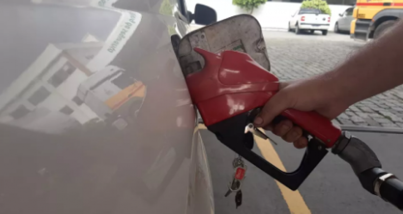 SC tem gasolina comum mais cara do país, aponta ANP