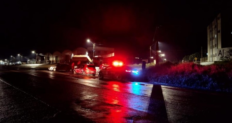 Acidente entre carro e moto deixa um ferido na BR 282 em Pinhalzinho