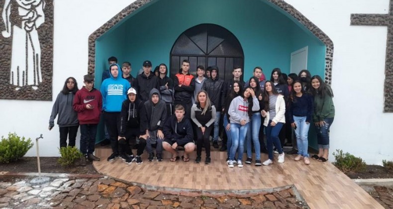 Alunos visitam interior do município em disciplina do novo Ensino Médio