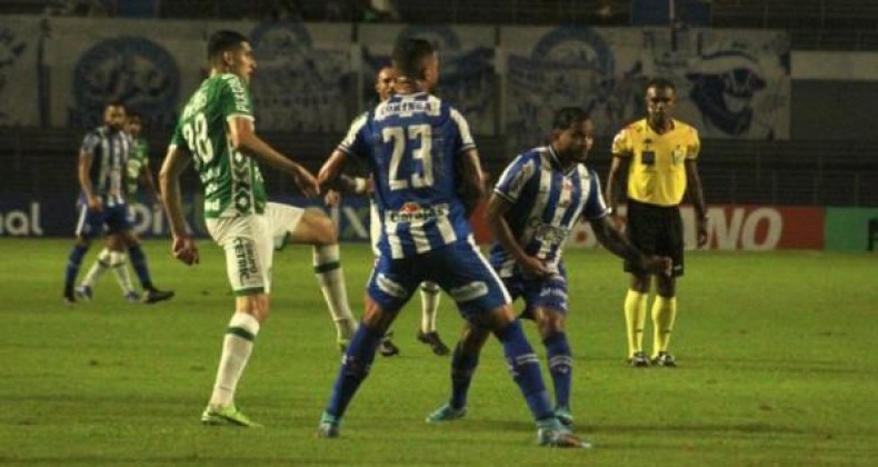 Em Maceió: No fim da partida, Chapecoense arranca o empate contra o CSA