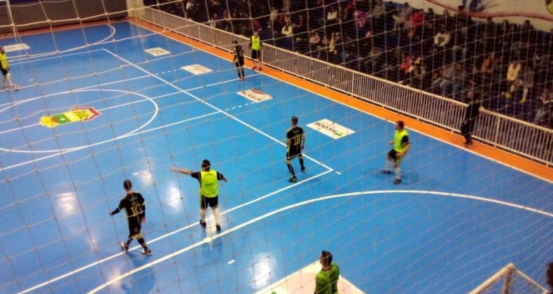 Municipal de Futsal de Nova Erechim inicia com 49 equipes