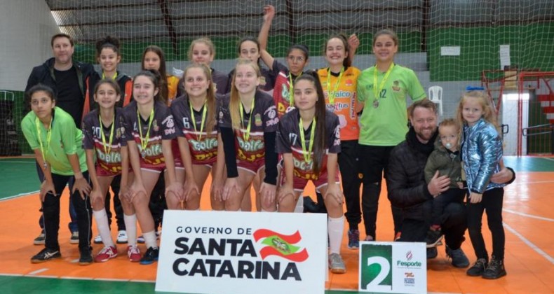 Nova Erechim chega à final do regional da Olesc