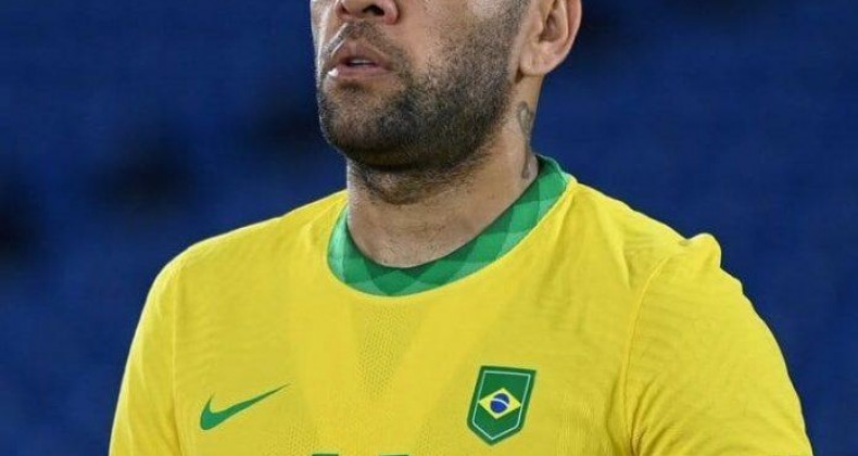 Livre no mercado, Daniel Alves mira Athletico, caso volte ao Brasil