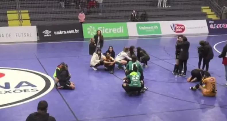 Atletas descobrem morte de jogadora em quadra após partida em SC