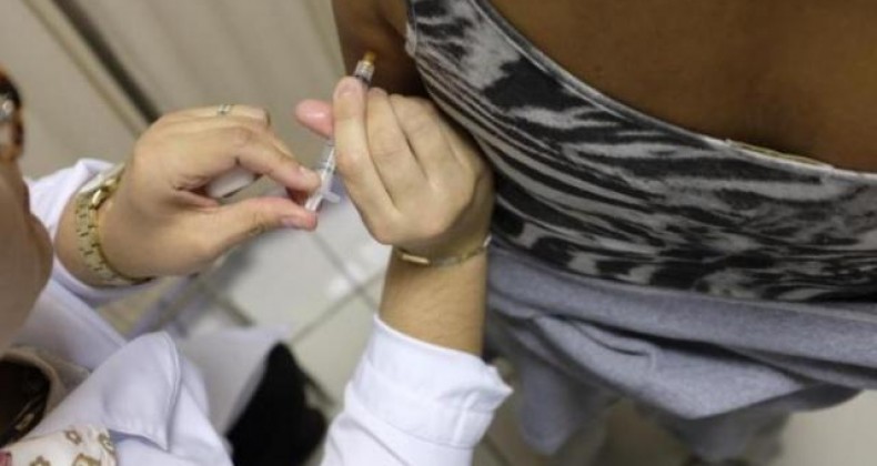País tem 78,8% da população com esquema vacinal anticovid completo