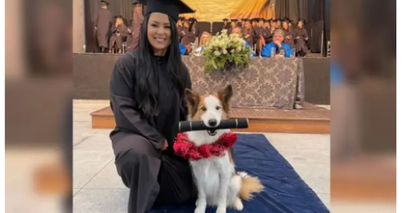 Cachorro em formatura de veterinária pega canudo e rouba a cena em SC
