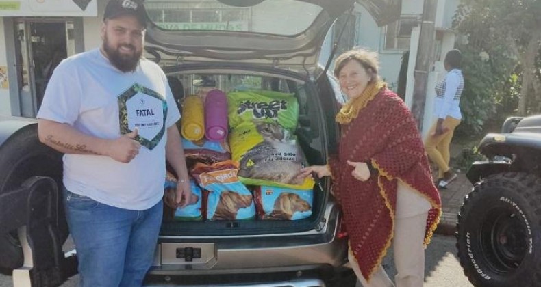 GRUPO DOA 200 QUILOS DE RAÇÃO PARA ANIMAIS DE RUA EM NOVA ERECHIM