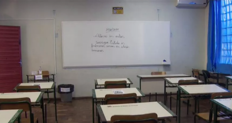 Mãe relata agressão de professora contra filho autista em creche de SC
