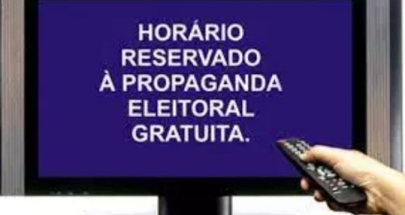 Concorrentes ao governo de SC voltam à propaganda eleitoral gratuita