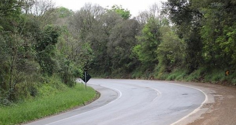‘Curva da morte’: trecho da rodovia BR-282 ainda mostra perigo