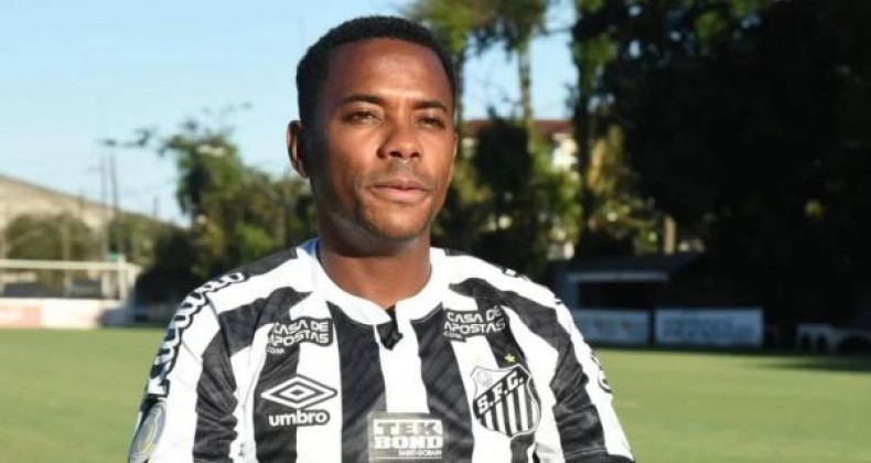 Itália pede extradição de Robinho, condenado por estupro