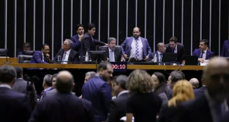 Aprovada MP que abre crédito extra para pagamento de benefícios