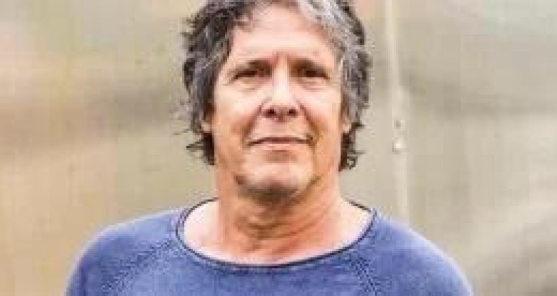 Morre o cantor e compositor Bebeto Alves, aos 68 anos