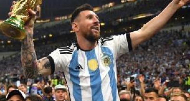 Messi surpreende e dá a entender que estará na Copa do Mundo de 2026