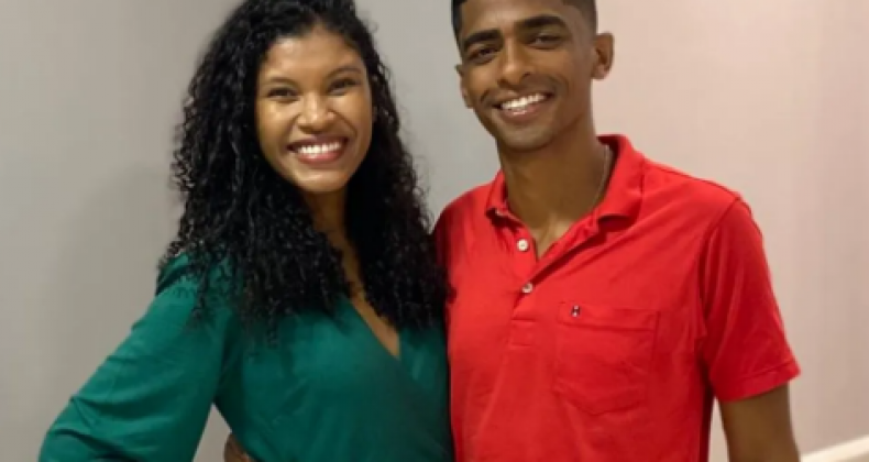 Casal denuncia racismo de turistas e funcionários de restaurante em SC
