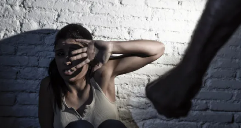 Mulher é vítima de tentativa de feminicídio em Nova Erechim
