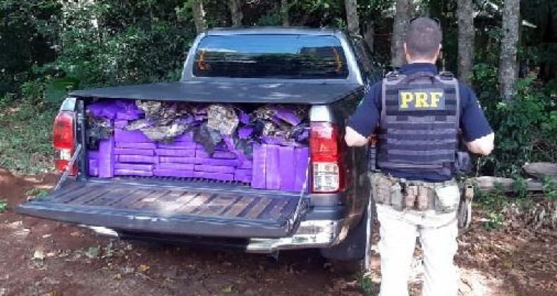 PRF faz a maior apreensão de maconha do ano no Oeste de SC