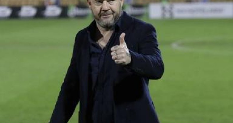 Chapecoense anuncia novo treinador