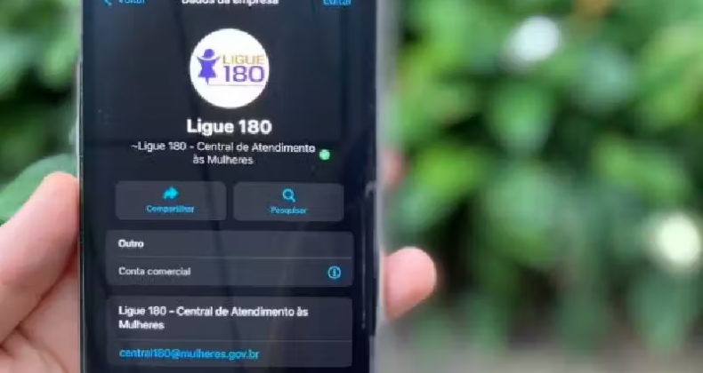 Ligue 180 já está no WhatsApp para denunciar agressão contra mulheres