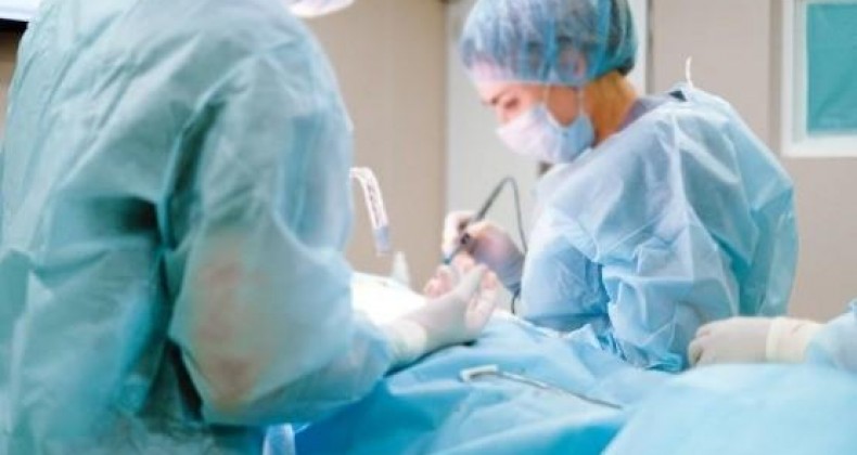 Hospital indenizará criança que não tirou parafusos da perna por falta de instrumental