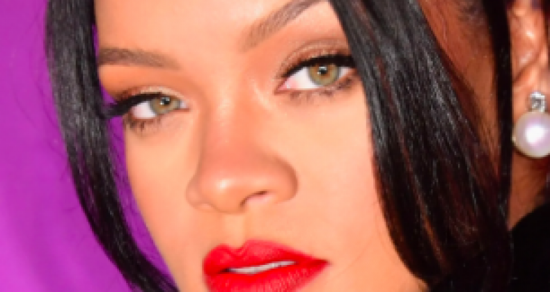 Rihanna fará show no Brasil, diz jornalista
